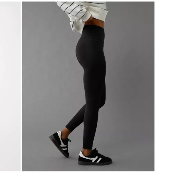 American Eagle The Everything Pocket Legging Black - Large (Regular) High Rise - Picture 8 of 8